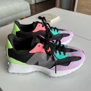 New Balance 327s - Multi Color!